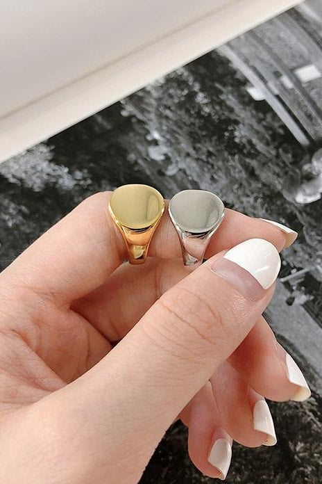 Circle Signet Ring - Jewelry