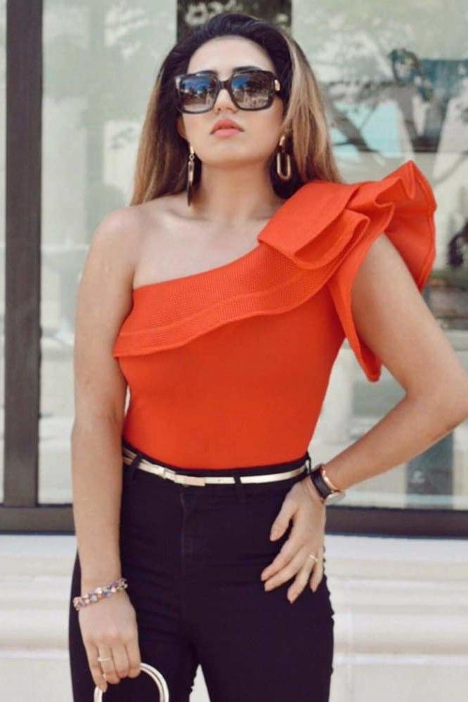 Ritzy Ruffle Bodysuit - Red / L - Clothing