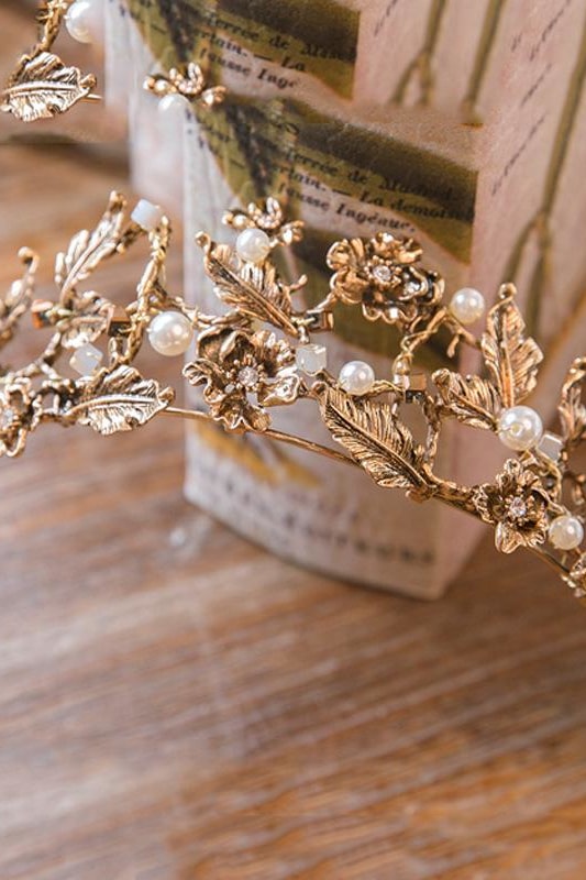 Vintage Baroque Crown - Accessories