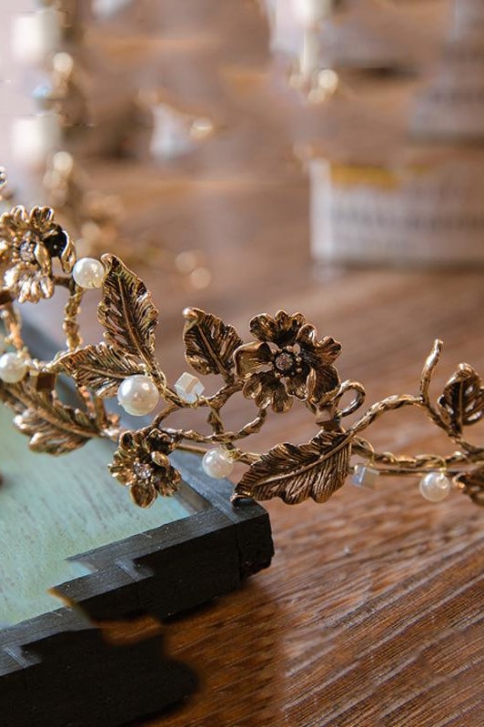 Vintage Baroque Crown - Accessories
