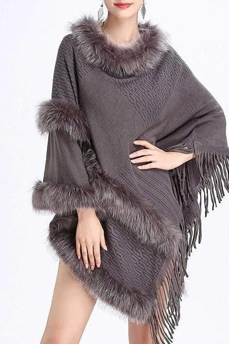 Double Layer Faux Fur Poncho - Grey / One Size - Scarves