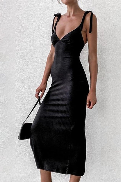 Kaia Split Dress - S / Black - Clothing